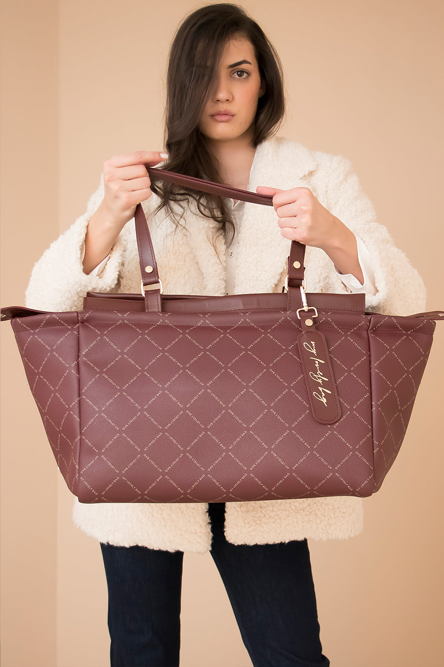 LOLA - MLB bordo
