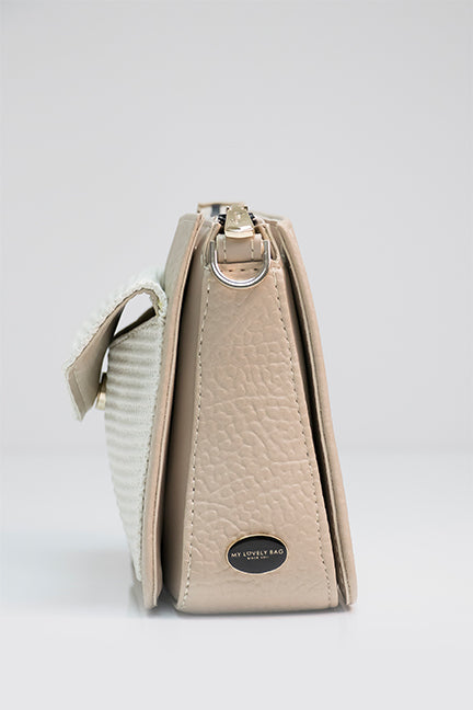 LOTA – TAMNO BEŽ/BIJELO